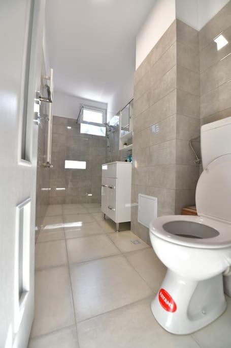 Luxury Studio / M Romancierilor بوخارست المظهر الخارجي الصورة