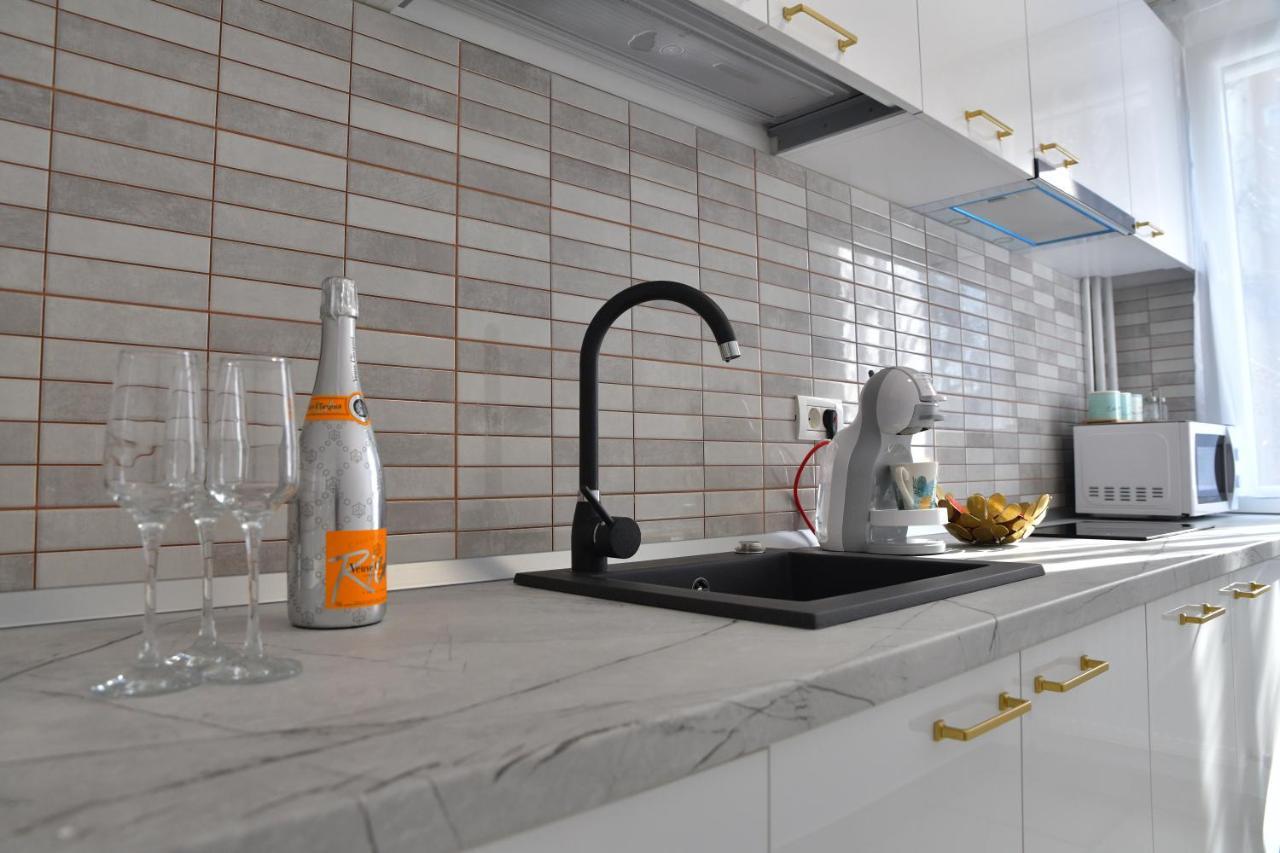 Luxury Studio / M Romancierilor بوخارست المظهر الخارجي الصورة